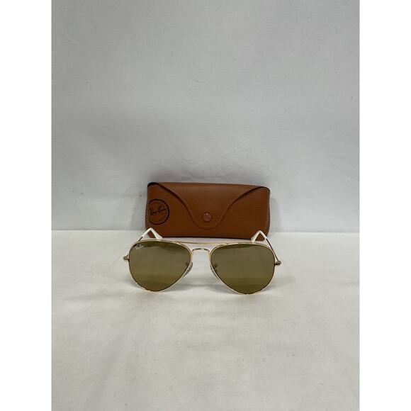 Ray-Ban Small Original Gold-Toned Aviator Sunglasses - Picture 2 of 4